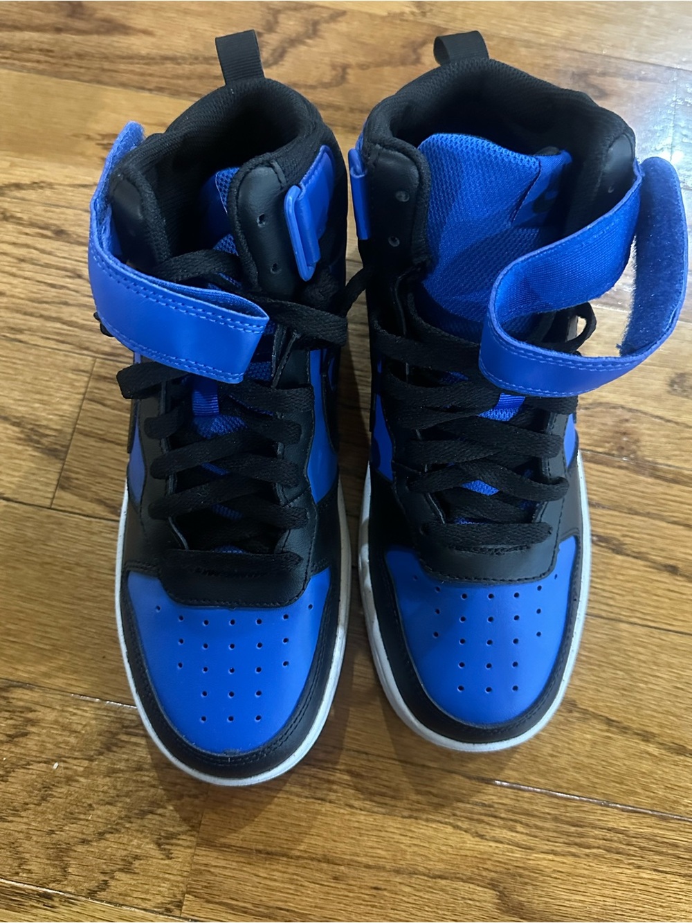 Kids High-Top Sneakers in Blue and Black